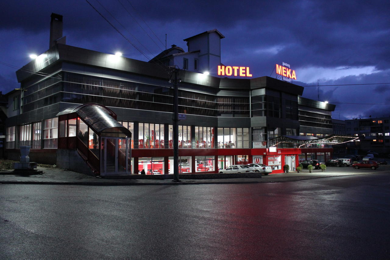 Meka Hotel Dragash Екстер'єр фото