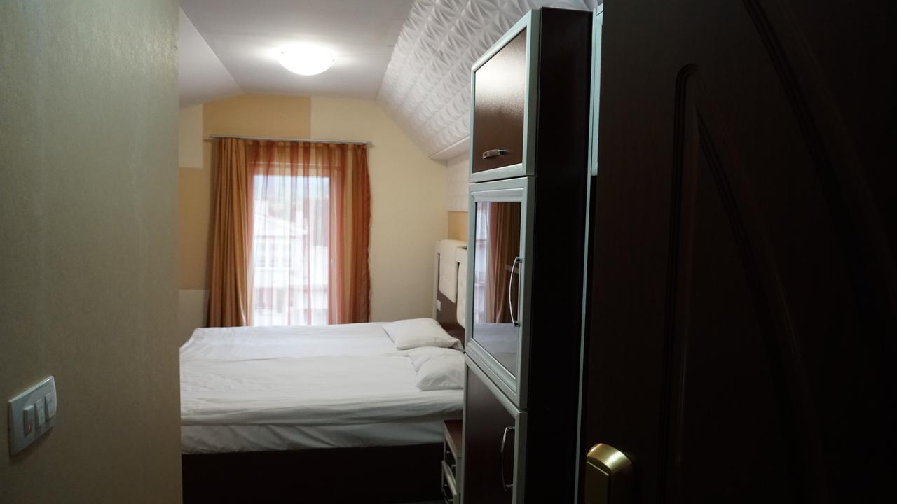 Meka Hotel Dragash Екстер'єр фото